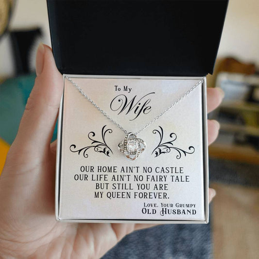 To My Wife, You Are My Queen Forever -Love Knot Necklace - YERTIZZ.COM